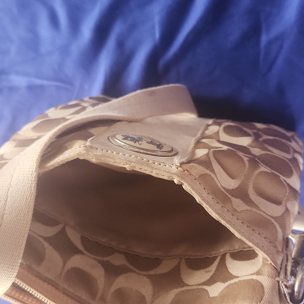 Vintage Coach crossbody purse - Picture 6 of 6